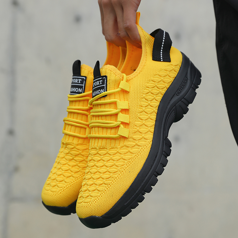 Outdoor Adventure Sports - Sepatu Kets Luar Ruangan Kuning Cerah